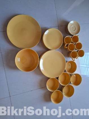 Dinner set 32 pcs, color yellow